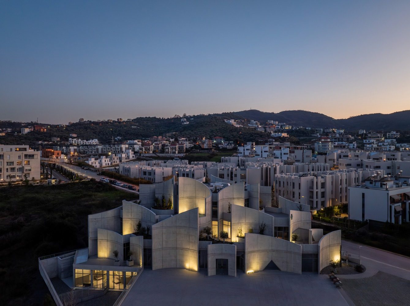 Vet Hospital, Tiranë